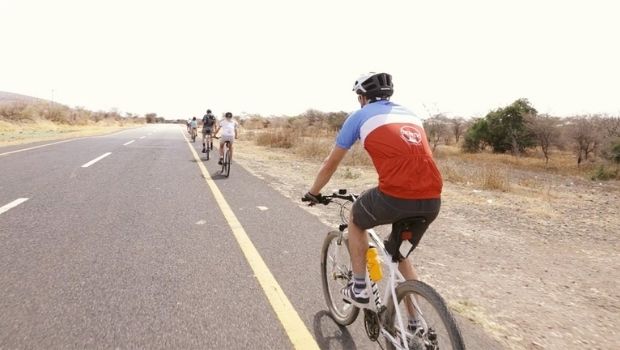 cycling-in-rajasthan.jpg