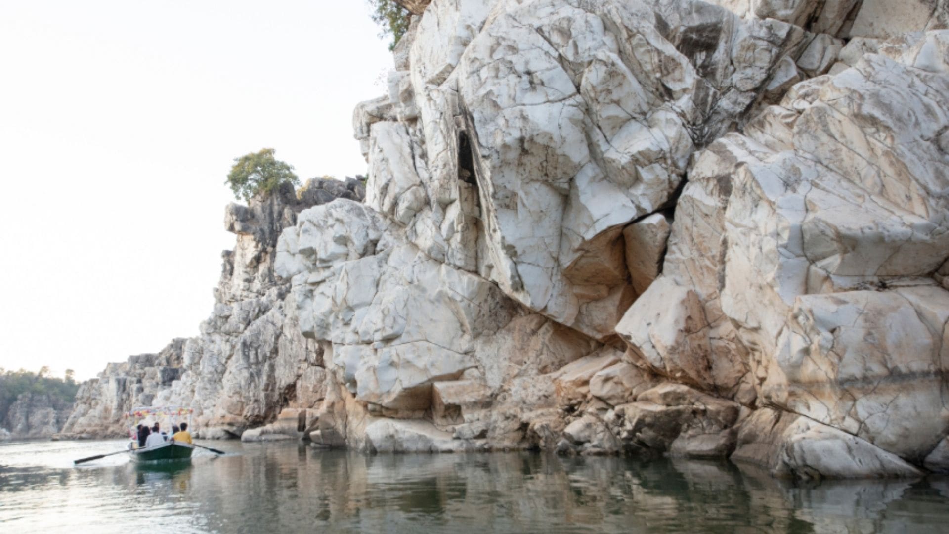 Sail through the marble rocks in Madhya Pradesh @ Upto 15% OFF - Sea ...