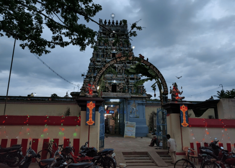 sri-parvatheeswara-temple.png